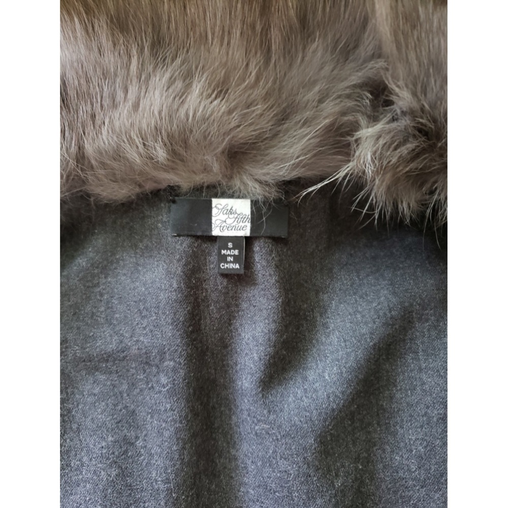Pre-owned Reversible and Multiple Ways to Wear Fur & Leather Vest in XLNT Cond. - Picture 9 of 15